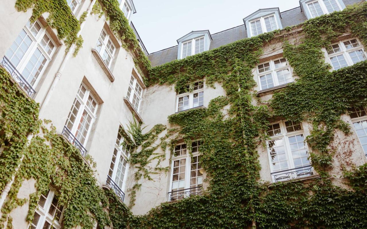 Mije Marais Hostel Париж Екстер'єр фото The Ivy Hotel