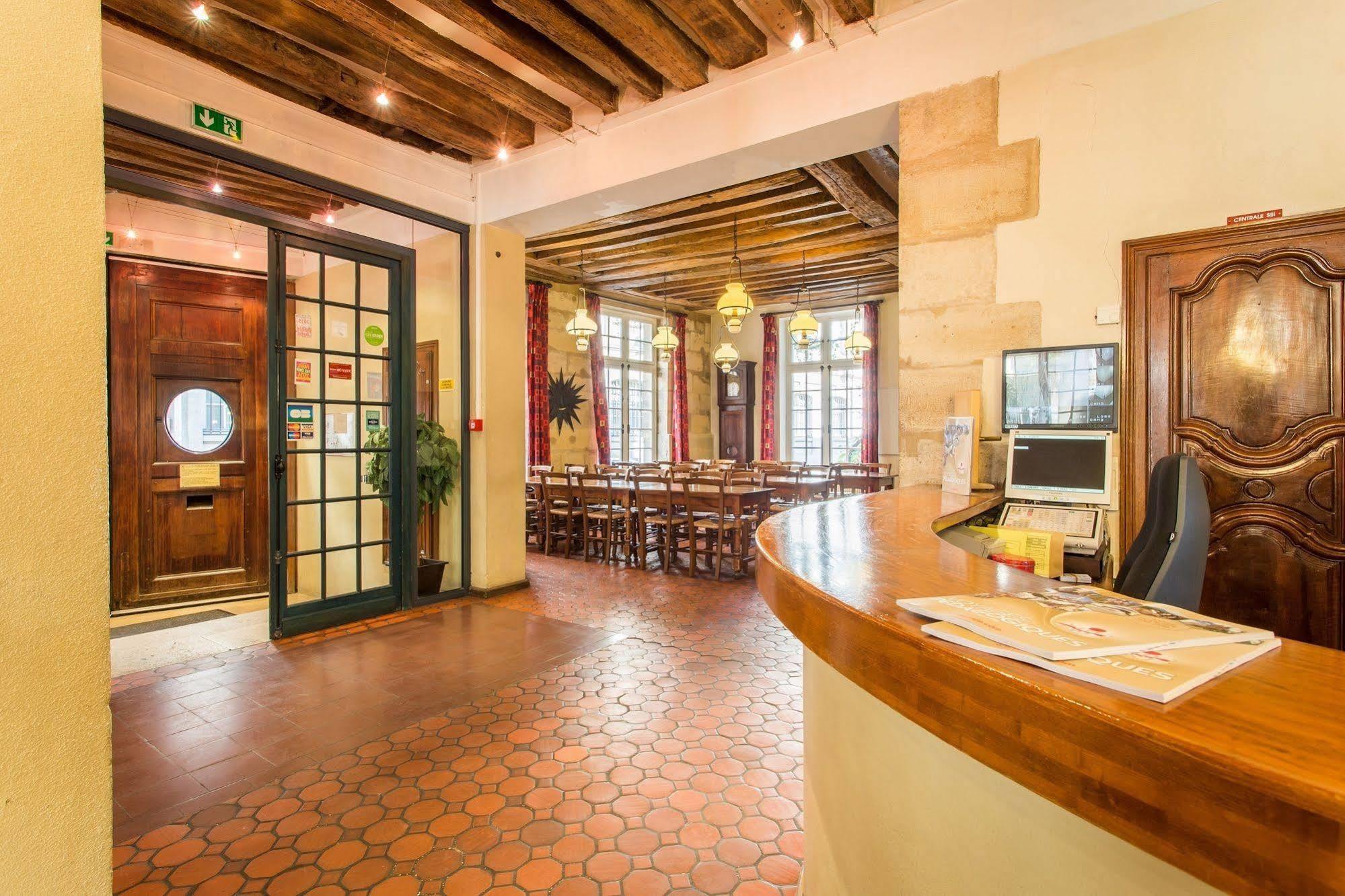 Mije Marais Hostel Париж Екстер'єр фото Reception